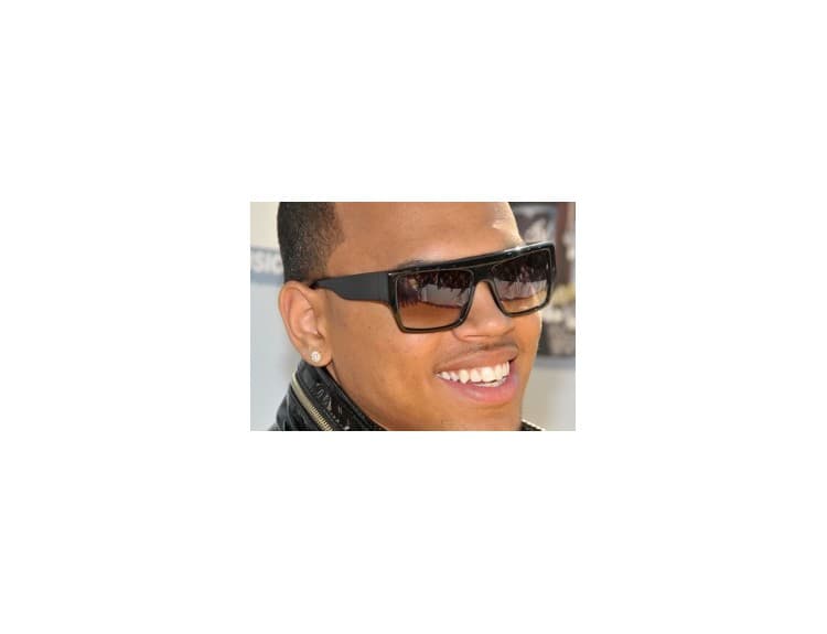 Chris Brown stále miluje Rihannu