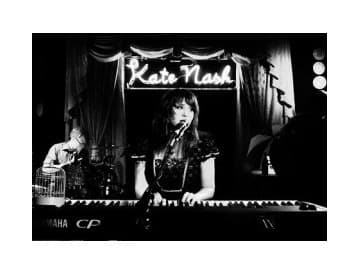 Kate Nash hľadá v Los Angeles producenta pre nový album Kate Nash hľadá v Los Angeles producenta pre nový album