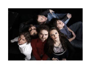Mukatado nahrávalo album na vlastnú päsť