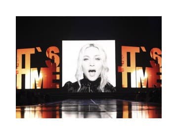 Madonna v Prahe? Miliónové odškodné za hluk a petícia proti koncertu Madonna v Prahe? Miliónové odškodné za hluk a petícia proti koncertu