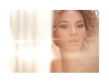 Beyoncé s nahrávkou 4 dobyla albumový rebríček