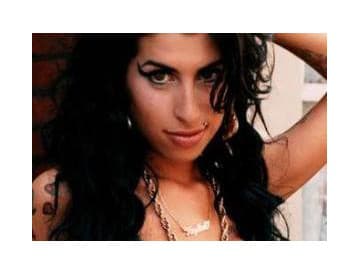 Dostane Amy Winehouse vianočnú útechu od Bryana Adamsa?