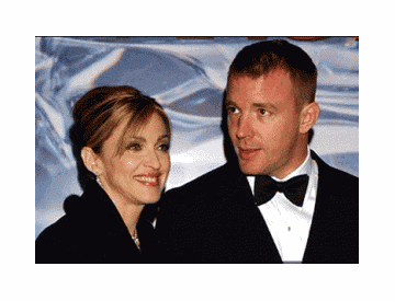 Guy Ritchie flámoval bez Madonny Guy Ritchie flámoval bez Madonny