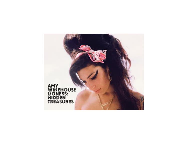 Pre Mitcha Winehousea je ťažké počúvať dcérin nový album