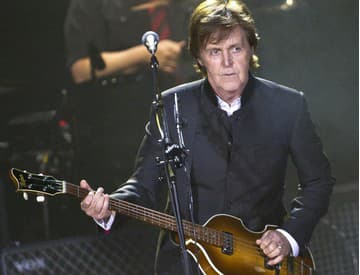 Paul McCartney nazval nový album Kisses On The Bottom