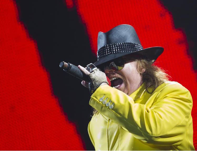 Axl Rose z Guns N' Roses na festivale Rock in Rio