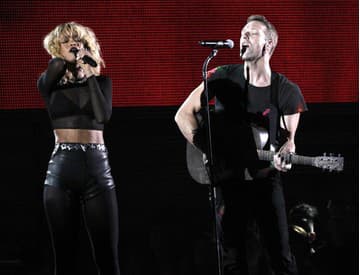 Coldplay natočili s Rihannou orientálny videoklip