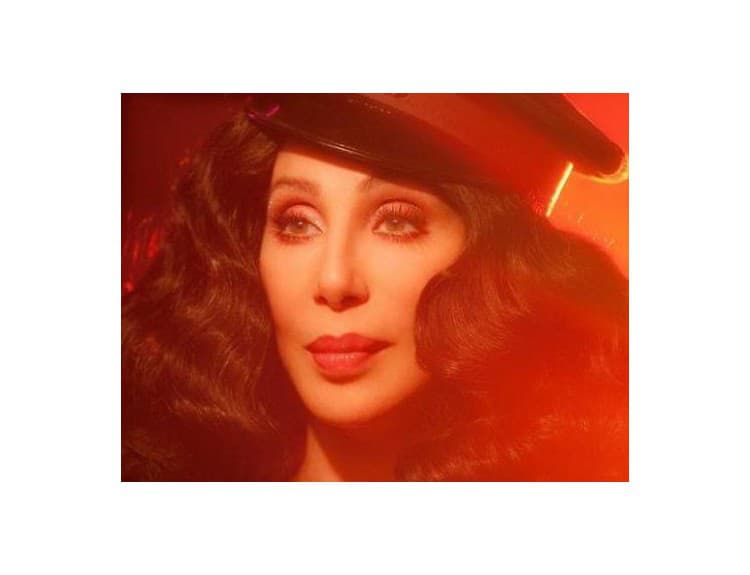 Cher pripravuje muzikál o svojom živote, nový album i turné