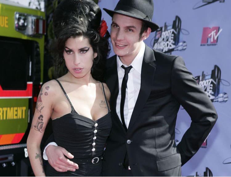 Bývalý muž Amy Winehouse je v kóme