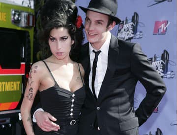 Bývalý muž Amy Winehouse je v kóme
