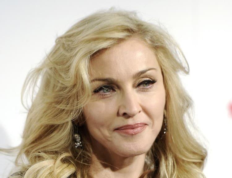 Madonnu v Rusku žalujú za výroky podporujúce homosexuálov