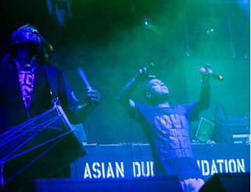 Asian Dub Foundation: "Z dubstepu sa rýchlo stalo klišé"