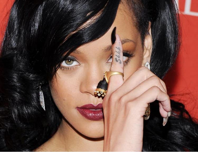 Na udeľovaní MTV Video Music Awards vystúpi Rihanna i Frank Ocean