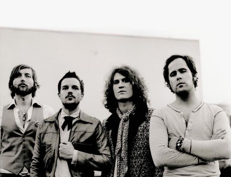 The Killers ovládli albumový UK Chart