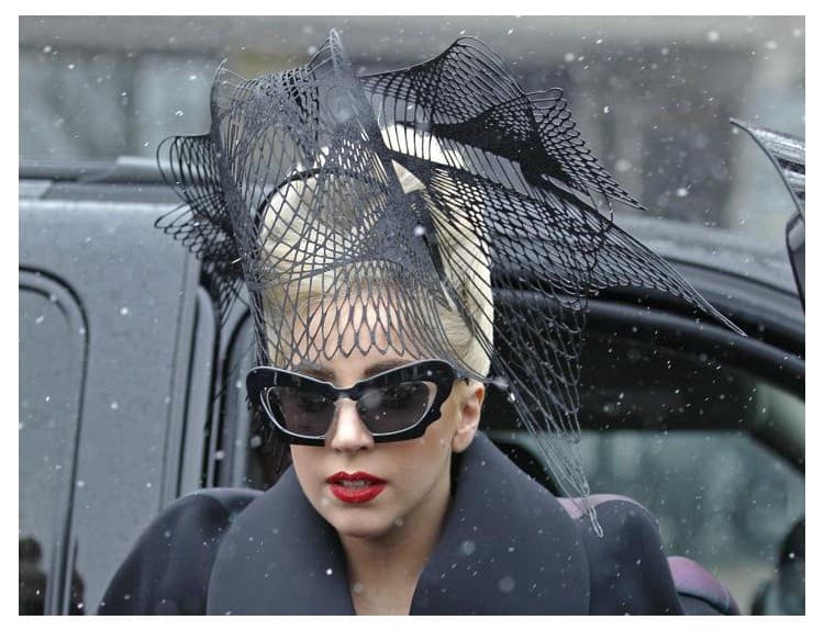 Lady Gaga chce "redefinovať vnímanie toho, čo je škaredé"