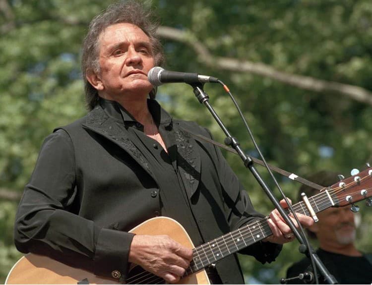 Country hviezdy zbierajú peniaze na obnovu domu Johnnyho Casha