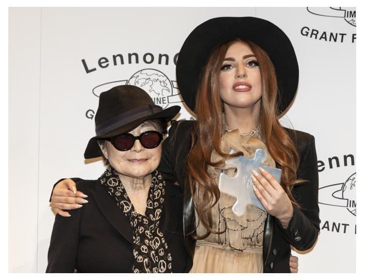 Lady Gaga mení mentálnu mapu sveta, tvrdí Yoko Ono