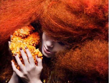 Týždeň v elektronike: chutné remixy pre Björk a debut The Global Optimistic