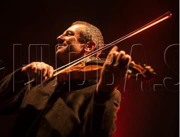 Foto: Čechomor zahral v Bratislave s orchestrom aj so špeciálnym hosťom