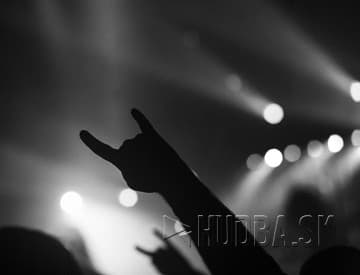 Foto: Lacuna Coil a This Is She vystúpili v MMC Foto: Lacuna Coil a This Is She vystúpili v MMC