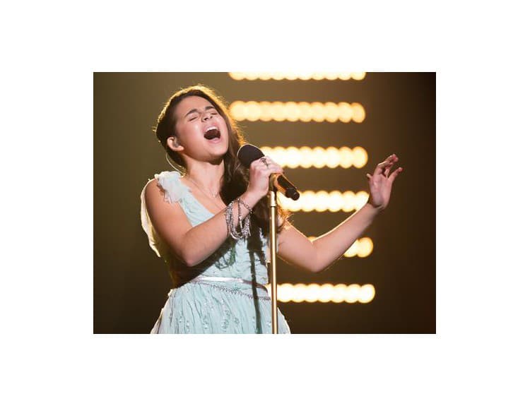 X Factor USA: Emotívne kolo vďakyvzdania patrilo favoritke Carly Rose Sonenclar