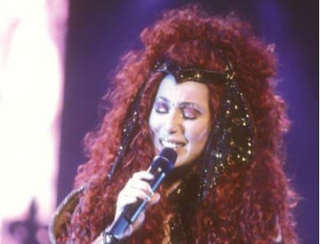 Cher zverejnila nový tanečný singel Woman's World