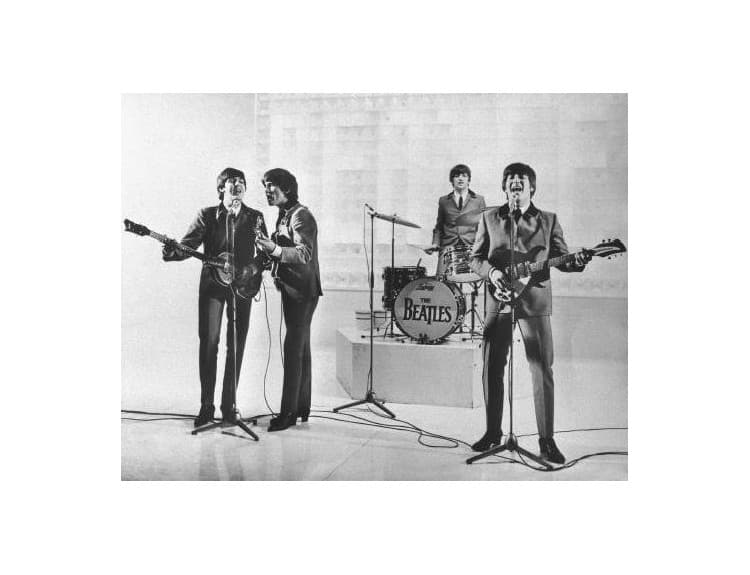 Singel Please Please Me skupiny Beatles má dnes 50 rokov 