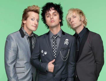 Green Day privezú do Viedne trojhodinovú šou