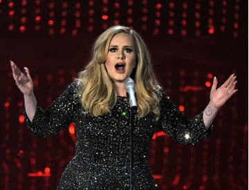 Album 21 od Adele je najpredávanejší druhý rok po sebe