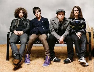 Pop punk zvíťazil nad rapom: Fall Out Boy dobyli rebríček Billboard