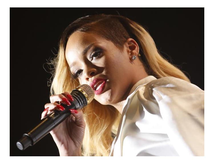 Rihanna má na konte už šiesty platinový album