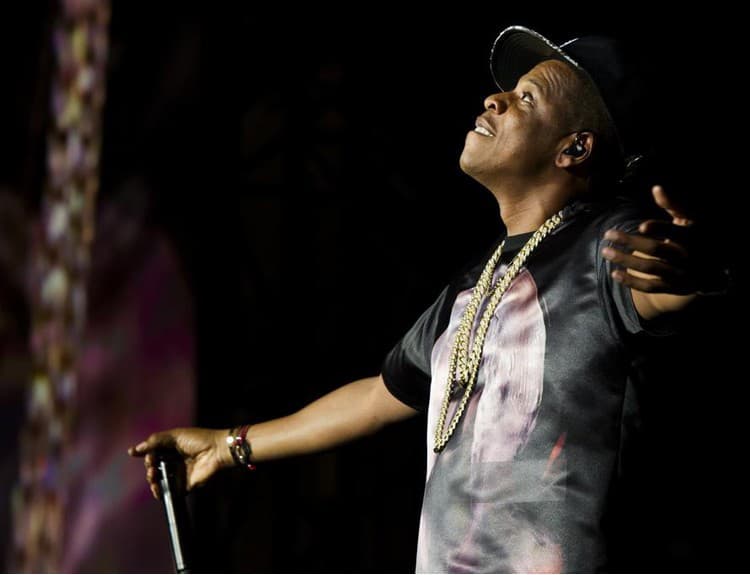Michael Stipe je rád, že Jay-Z použil text piesne R.E.M.