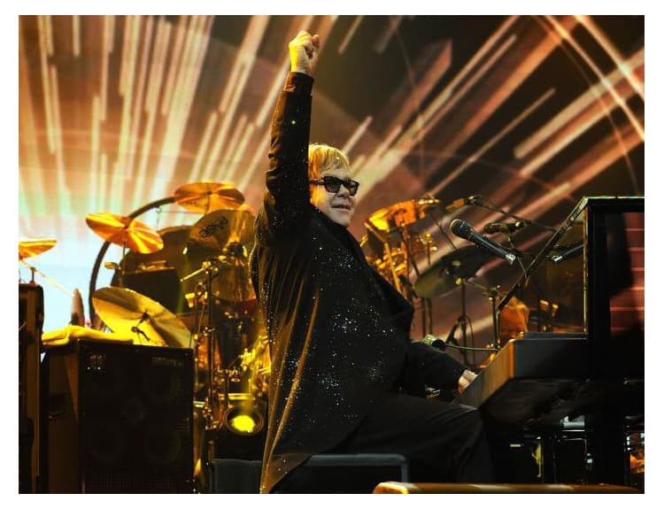 Elton John dostane ako prvý cenu Brits Icon