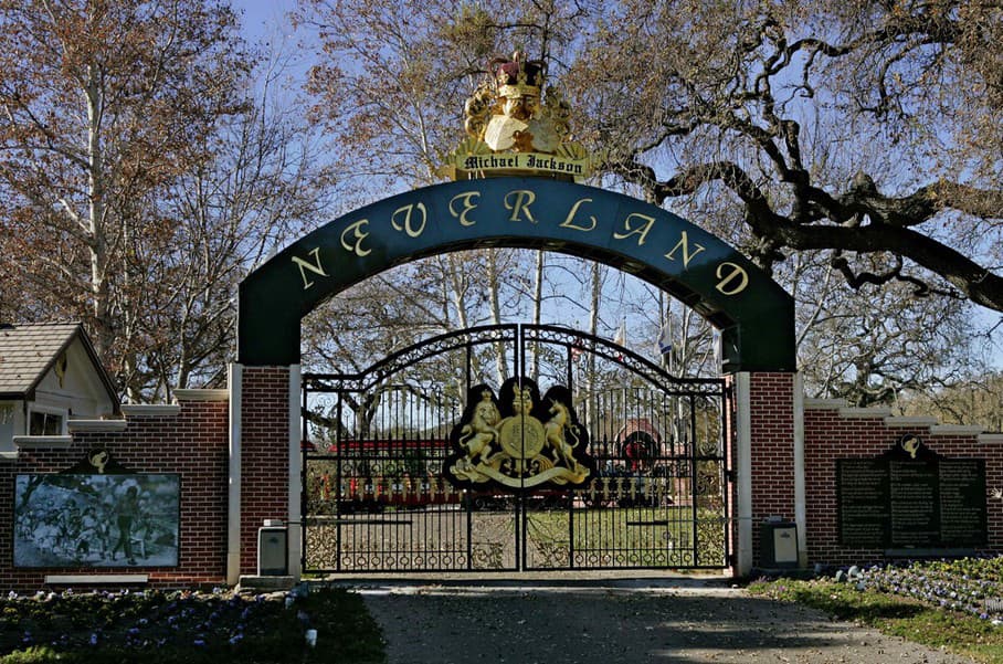 vstupná brána do Neverlandu