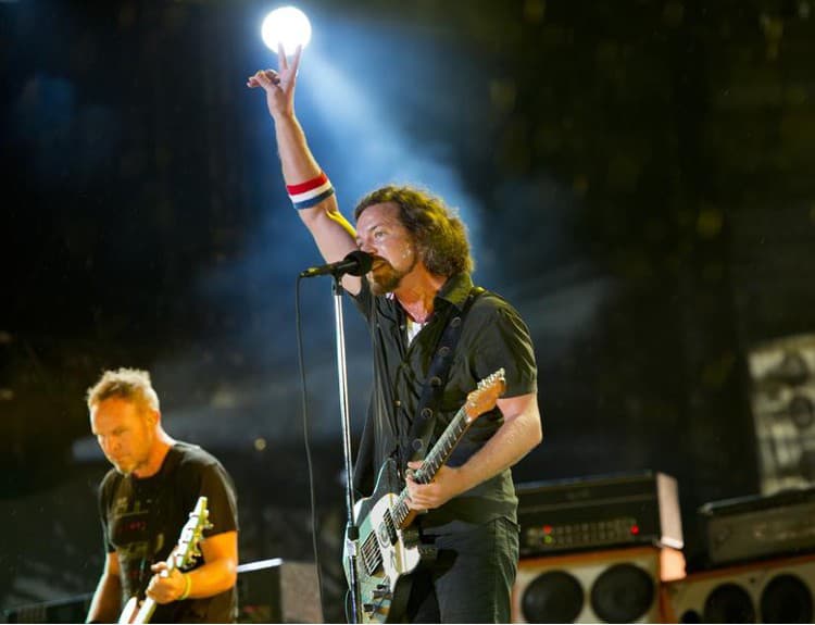 Pearl Jam predstavili tracklist albumu Lightning Bolt