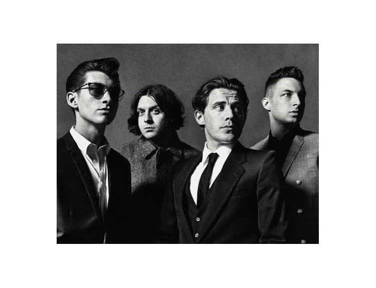 Arctic Monkeys streamujú AM: Vypočujte si jeden z top albumov jesene!