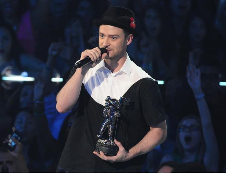 Justin Timberlake streamuje druhú časť albumu The 20/20 Experience