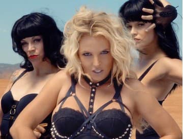 Domina Britney Spears: Sexy ako nikdy predtým!