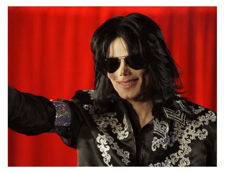Michael Jackson je opäť najlepšie zarábajúcou mŕtvou celebritou