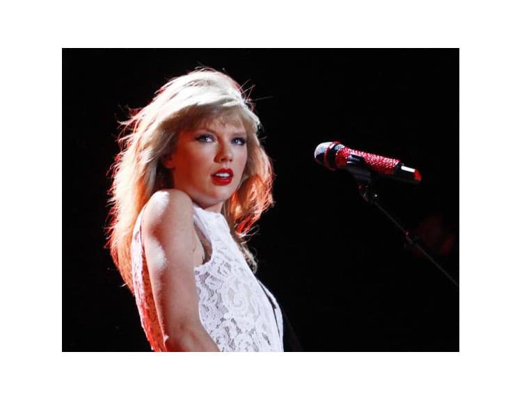 Taylor Swift zverejnila skladbu Sweeter Than Fiction, inšpiroval ju Paul Potts