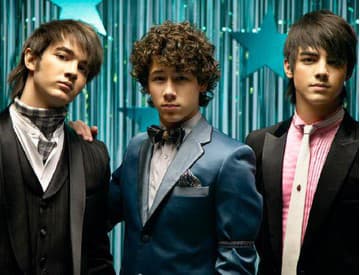 Jonas Brothers šokovali fanúšikov: Po zrušenom turné ukončili kariéru