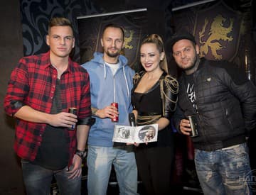 Nový album Dominiky Mirgovej pokrstili raperi Kali, Rakby a Suvereno