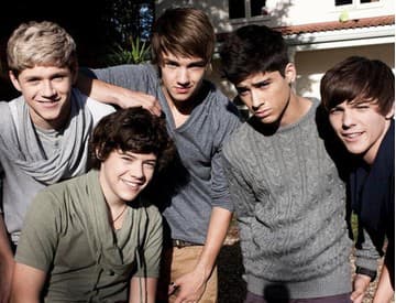 One Direction s novým albumom po tretí raz debutuje na čele Billboardu