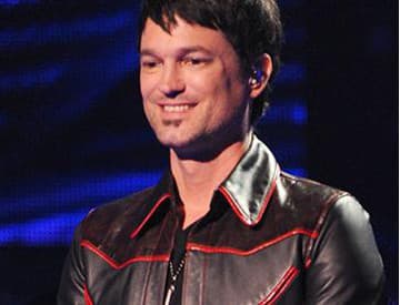 X Factor USA: Jeff Gutt zažiaril výkonmi, Alex & Sierra predajom na iTunes X Factor USA: Jeff Gutt zažiaril výkonmi, Alex & Sierra predajom na iTunes