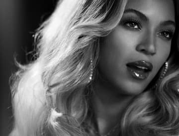Na odovzdávaní Grammy možno vystúpia aj Beyoncé a Madonna