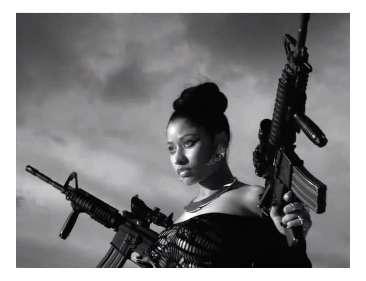 Nicki Minaj šokuje v novom klipe a odhalila názov tretieho albumu