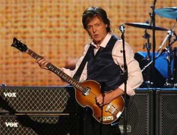 Podľa hudobníkov je najväčším skladateľom Paul McCartney