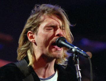 Namiesto pocty výsmech: Za toto sa Kurt Cobain obracia v hrobe!