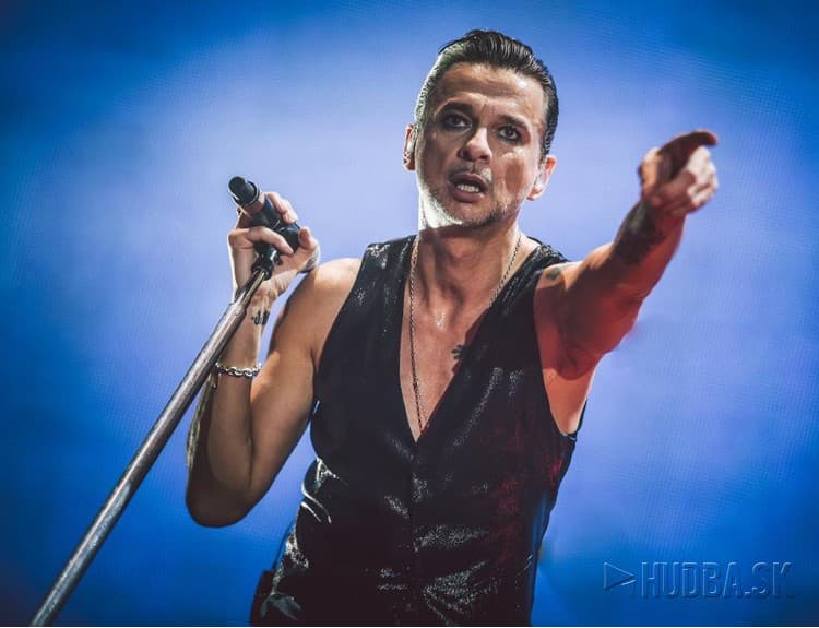 Depeche Mode zrušili koncert na Ukrajine