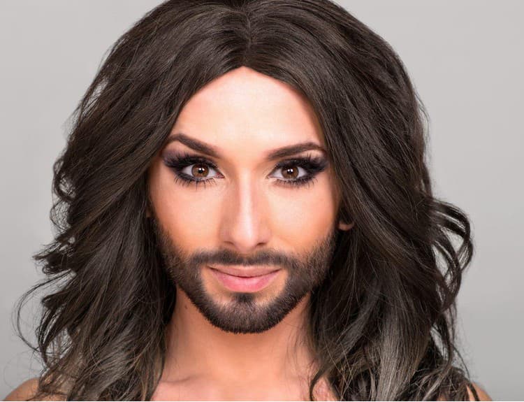 Neuveriteľné! Eurovíziu vyhral rakúsky transvestita Conchita Wurst